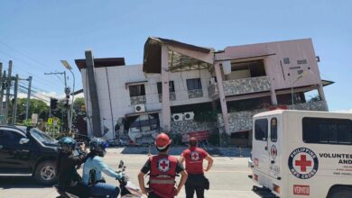 Magnitude 7.8 Earthquake Kills 32 in Southern Philippines, Triggering Tsunami and Landslides