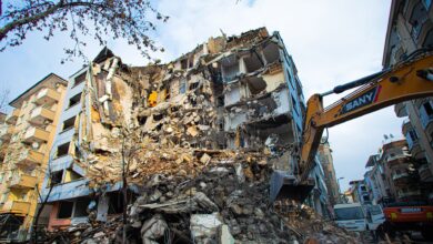 Russian Airstrike on Kramatorsk Injures Three, Damages Social Services Office and Residential Buildings
