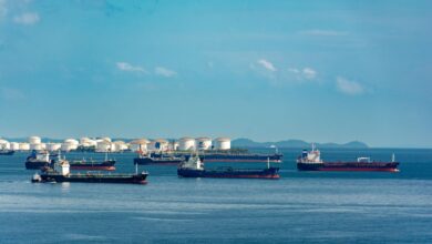 Oil Prices Edge Higher as Brent-WTI Spread Widens on Freight and Diesel Concerns