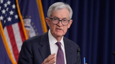 Federal Reserve Holds Rates Steady Amid Oil Price Surge and Inflation Concerns
