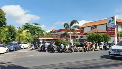 Fuel distribution delays trigger multi-hour queues at Bali petrol stations