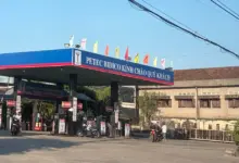 Vietnam cuts gasoline prices while diesel rises as Brent crude hits $111.64