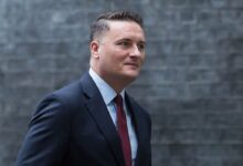 UK Health Secretary Resigns Citing Loss of Confidence in Leadership Amidst NHS Recovery Claims