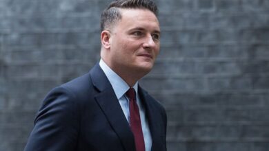 UK Health Secretary Resigns Citing Loss of Confidence in Leadership Amidst NHS Recovery Claims