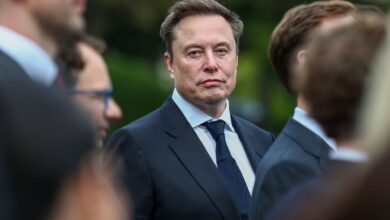 Zelensky Rebuts Musk’s Accusations, Defends Ukraine’s Use of Starshield for Defense