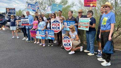 Democrats Target Two Arizona Congressional Seats in High-Stakes Midterm Races