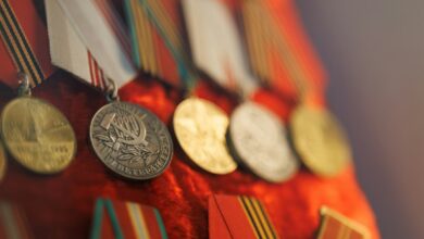 Trump Awards National Medals of Science to Musk, Brin, and Tech Leaders Amid H-1B Visas Suspension