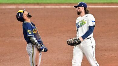 Williamson’s Walk-Off Single in the 12th Keeps Rays Alive Against Historic Brewers Run