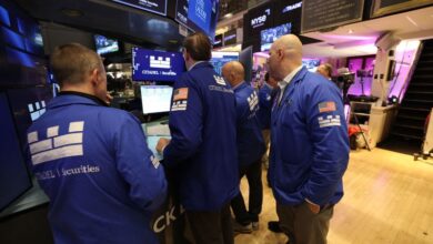 US Stocks Hit Record Highs as AI Boom Overpowers Bond Market Turmoil