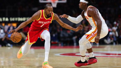 VanVleet Returns as Rockets Host Hawks for Second Early-Season Meeting