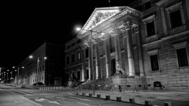 Spanish Parliament Rejects Government Housing Decree, Deepening Political Crisis