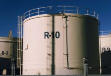 Aramco Finalizes $10 Billion Bank Loan Amid Middle East Export Risks