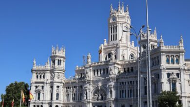 Spain’s PM Reshuffles Cabinet, Appoints Arcadi España as Budget Minister Ahead of November Elections