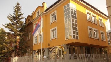 Serbia and Bosnian Serb Officials Condemn Diplomatic Expulsion Following Mladic Funeral Honours