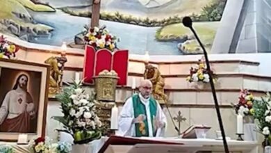 Priest Fatally Injured by Falling Altar Cross in Guayaquil During Live Mass