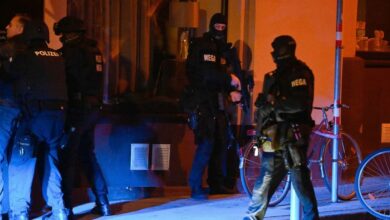 Vienna Police Kill Suspect in Attack Near Synagogue; Four Dead, 15 Wounded