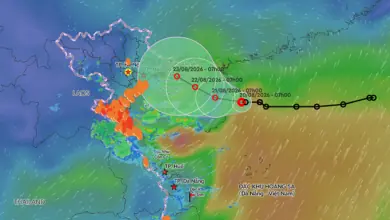 Typhoon Narra stalls over Gulf of Tonkin, set to weaken as heavy rains pound Vietnam and Hainan