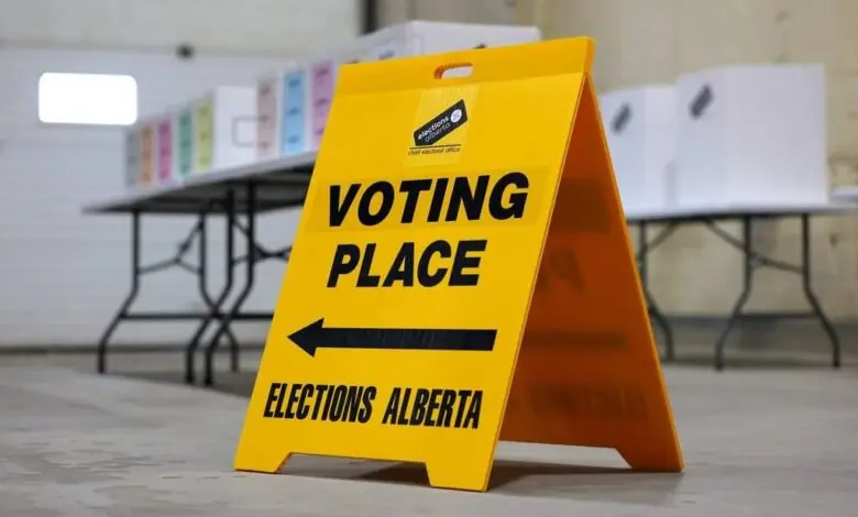 Ontario Opens Advance Polling for October 19 Referendum Amid Logistics Crunch