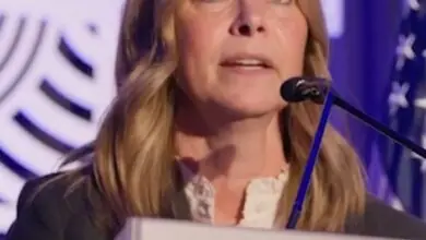 Ohio Gubernatorial Campaign Escalates as Vance Defends Ad Featuring Acton’s Mother