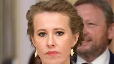 Latvia indefinitely bans journalist Ksenia Sobchak and husband from entry