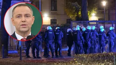 Polish President Aborts Senegal Trip Amid Constitutional Tribunal Crisis